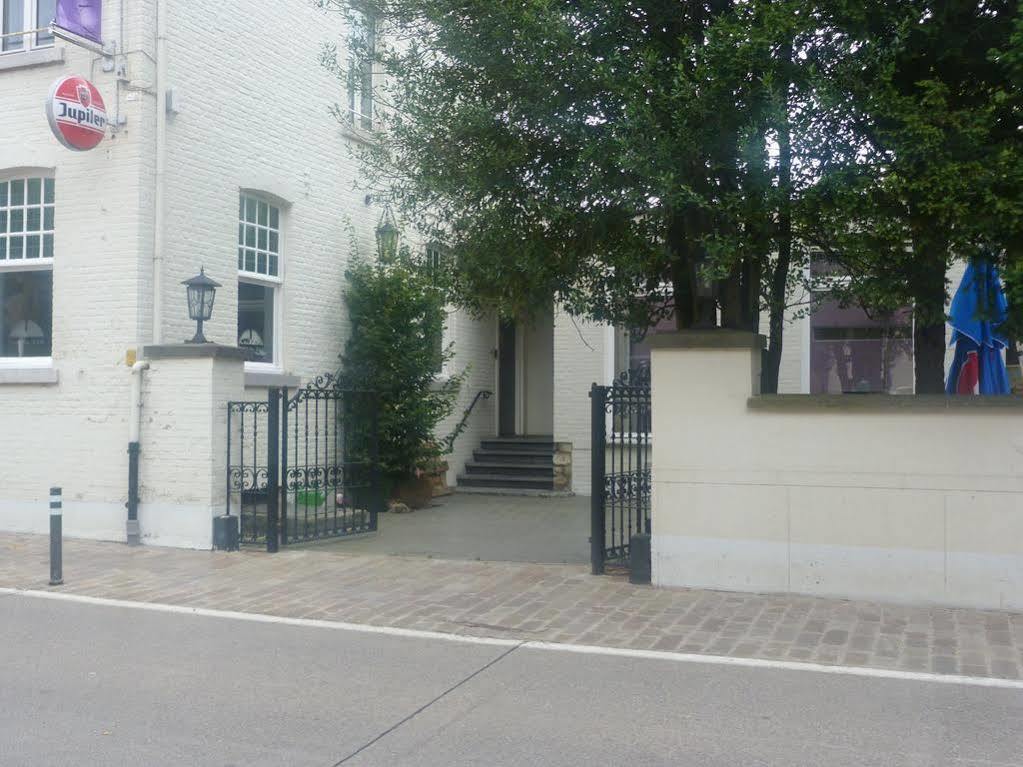 Hotel De Klok Zutendaal Exterior foto
